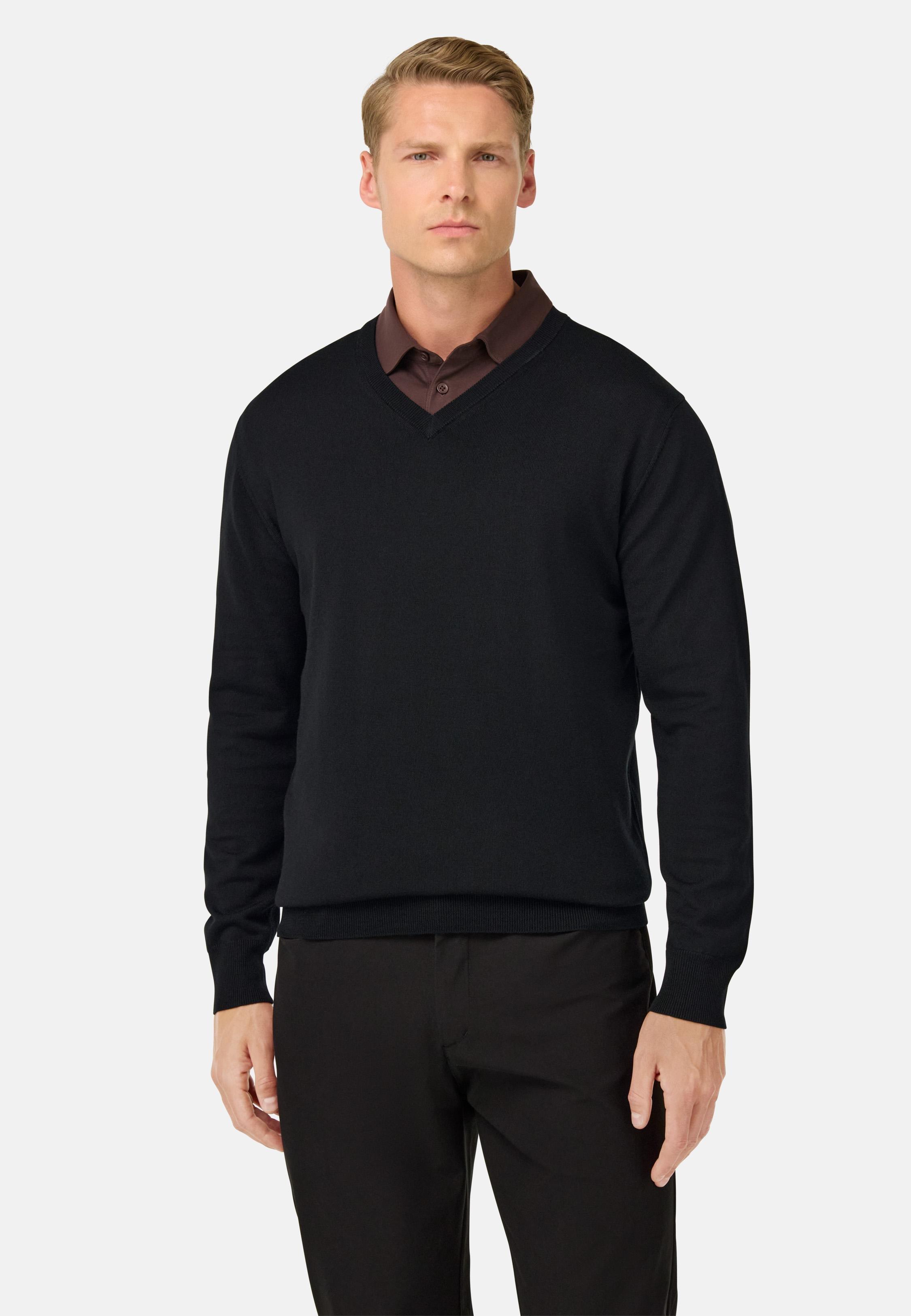 Merino Wool V-Neck Jumper Black, Black, medium