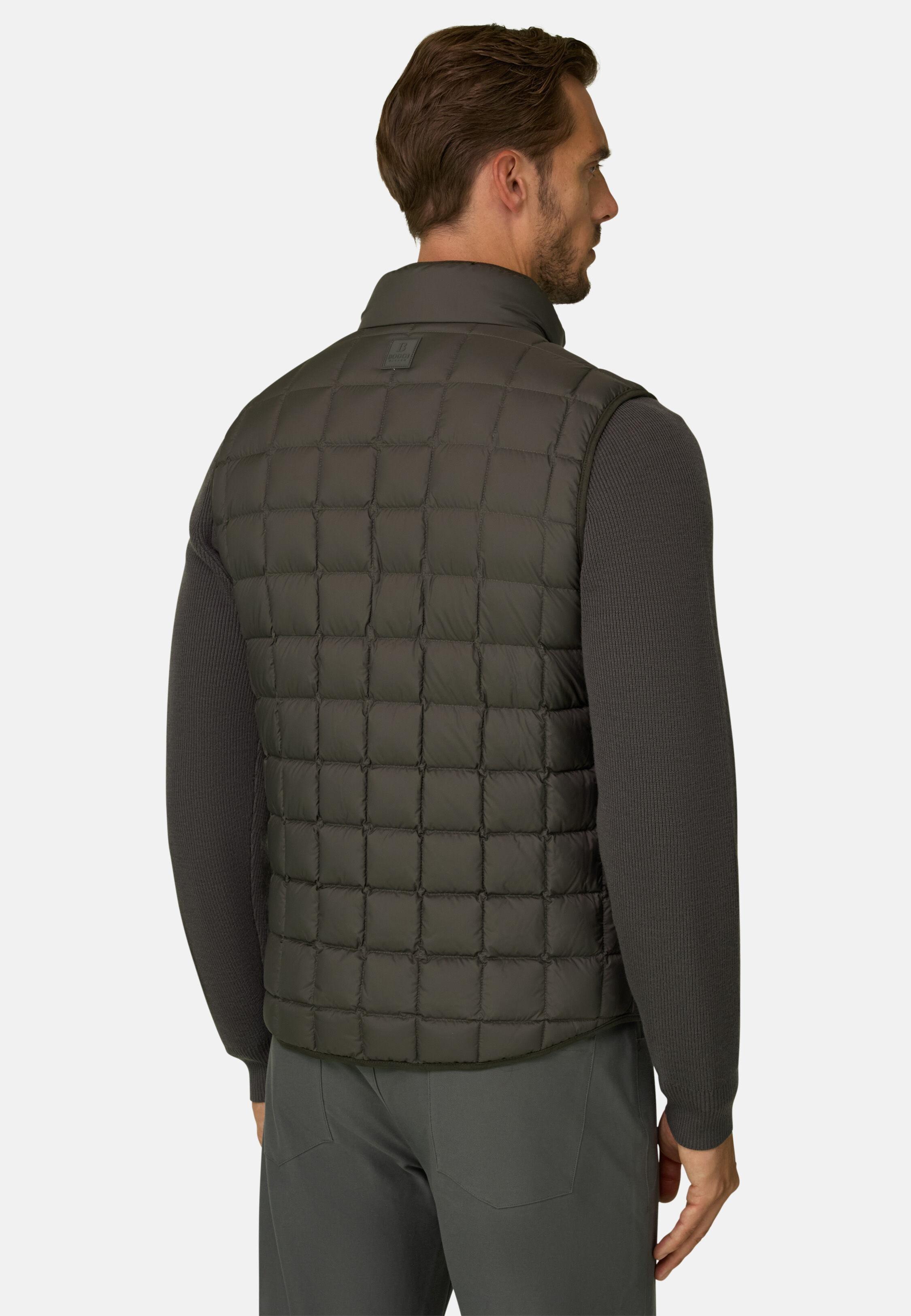 Gilet in Goose Down Military Green, Military Green, medium