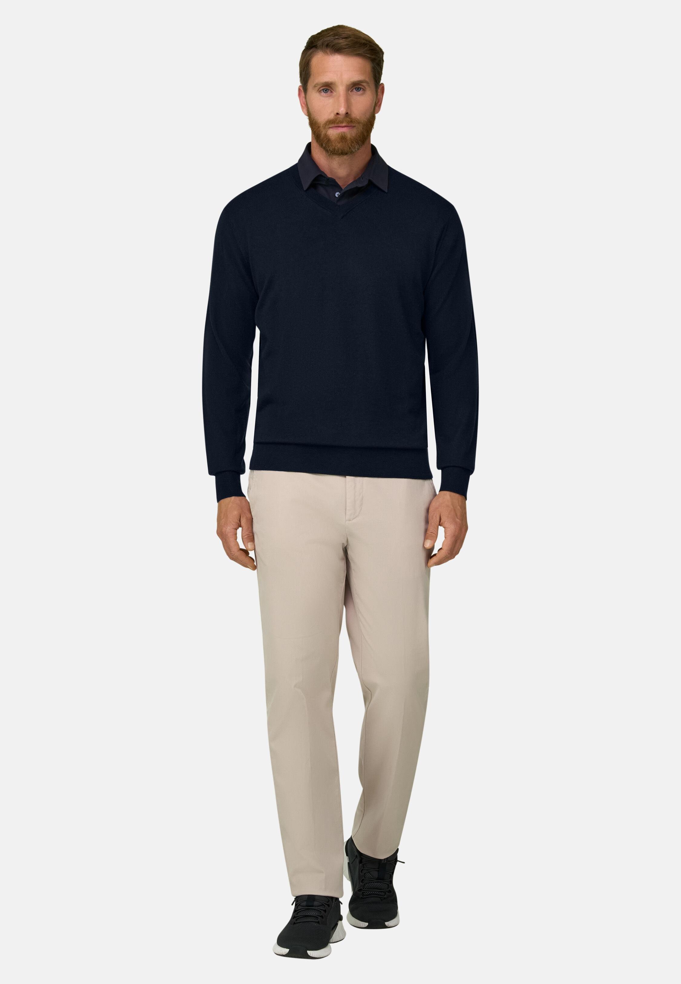 V-Neck Jumper in Extrafine Merino Wool Navy blue, Navy blue, medium