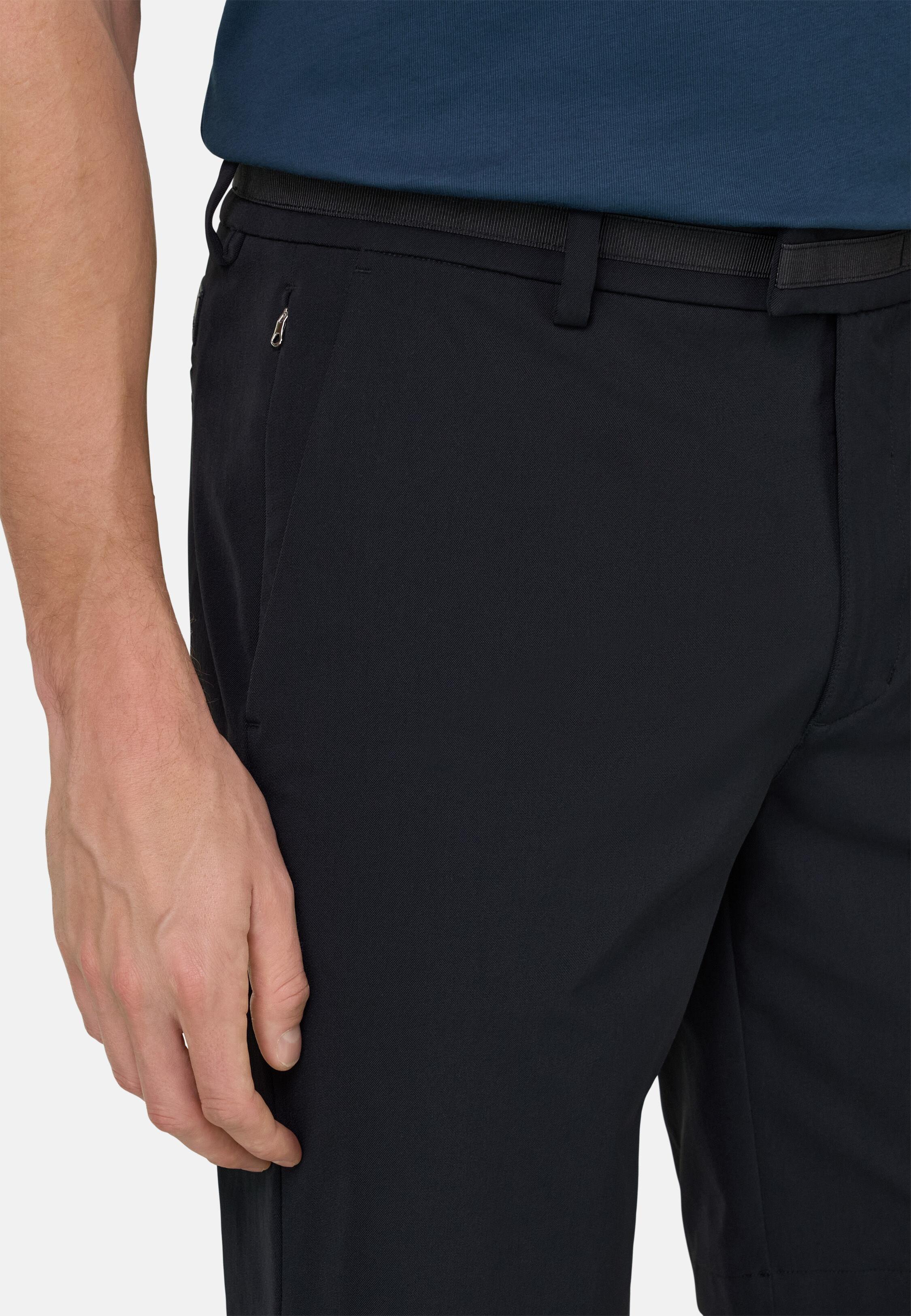 B Tech Stretch Nylon Bermuda Shorts Navy blue, Navy blue, large image number 3