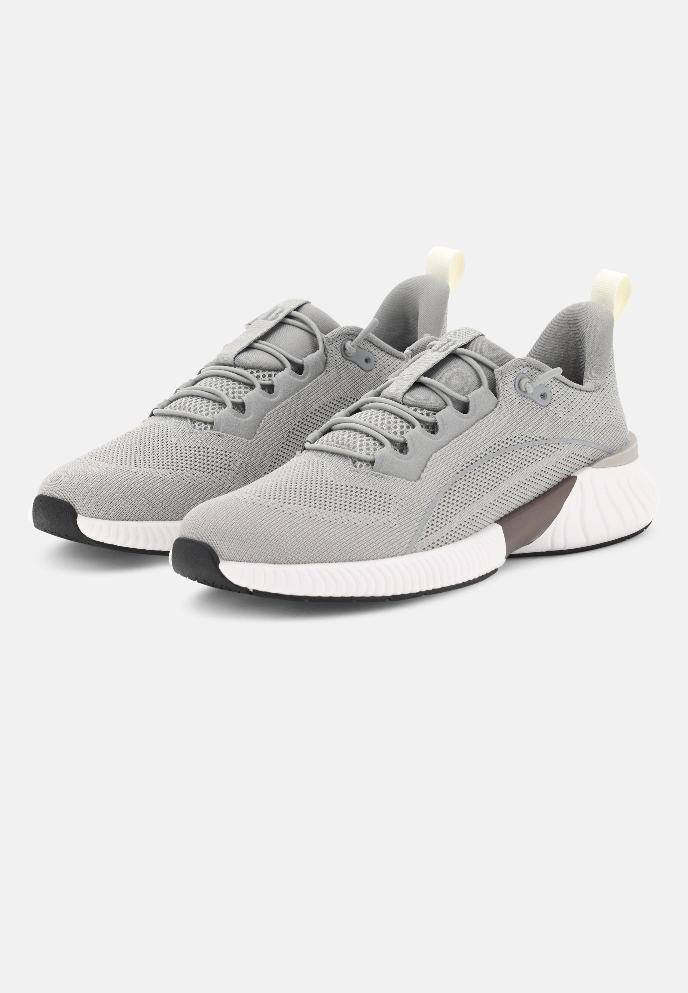 Endurance Trainers in Technical Fabric Ice, Ice, medium