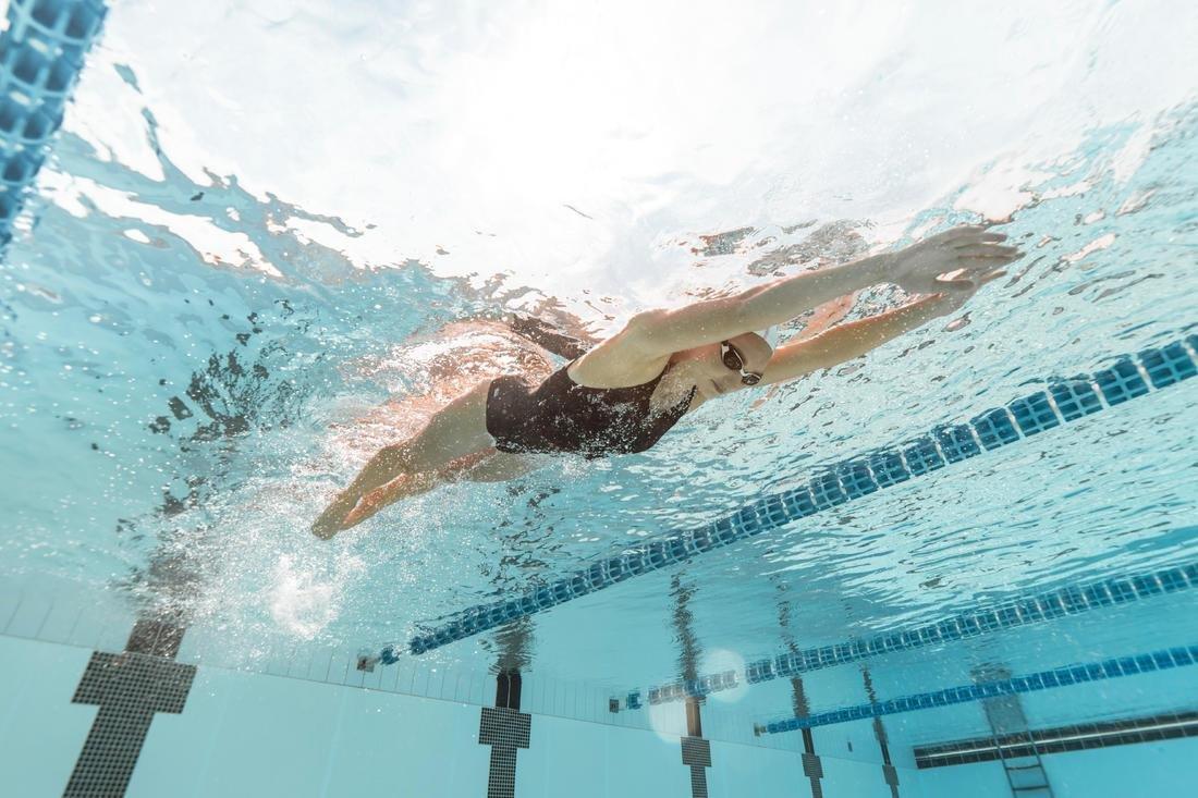 SWIMMING GOGGLES BFIT SMOKED LENSES - BLACK/WHITE, No Color, large image number 10