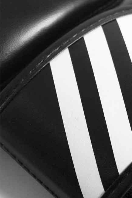 10 Oz  Beginners' Boxing Kit: Gloves, Wraps, Mouthguard, Black, , large image number 10