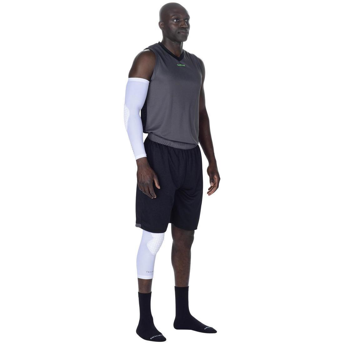 4  Adult Protective Basketball Knee Pads, Black, , large image number 0