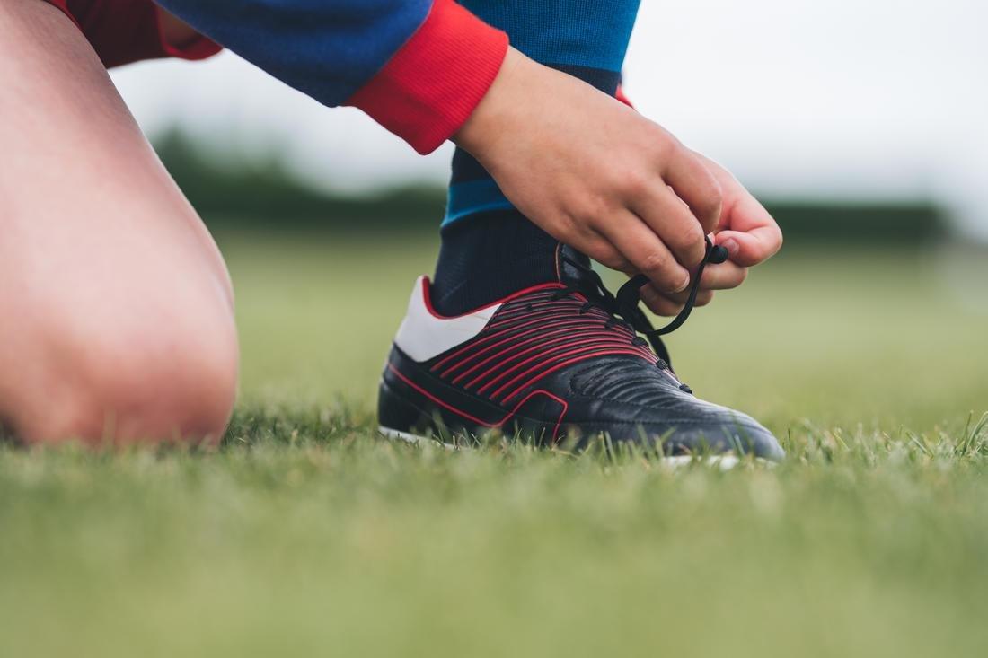 EU 36  Kids' Moulded Rugby Boots Skill R500 FG - Red, Scarlet Red, , large image number 11