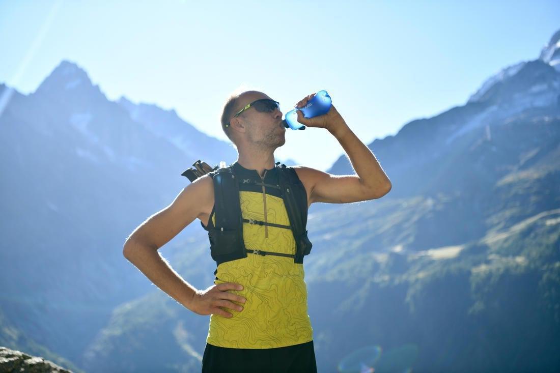 M/L  Unisex Trail Running Hydration Gilet 5 L Flask Holder, Black, , large image number 9