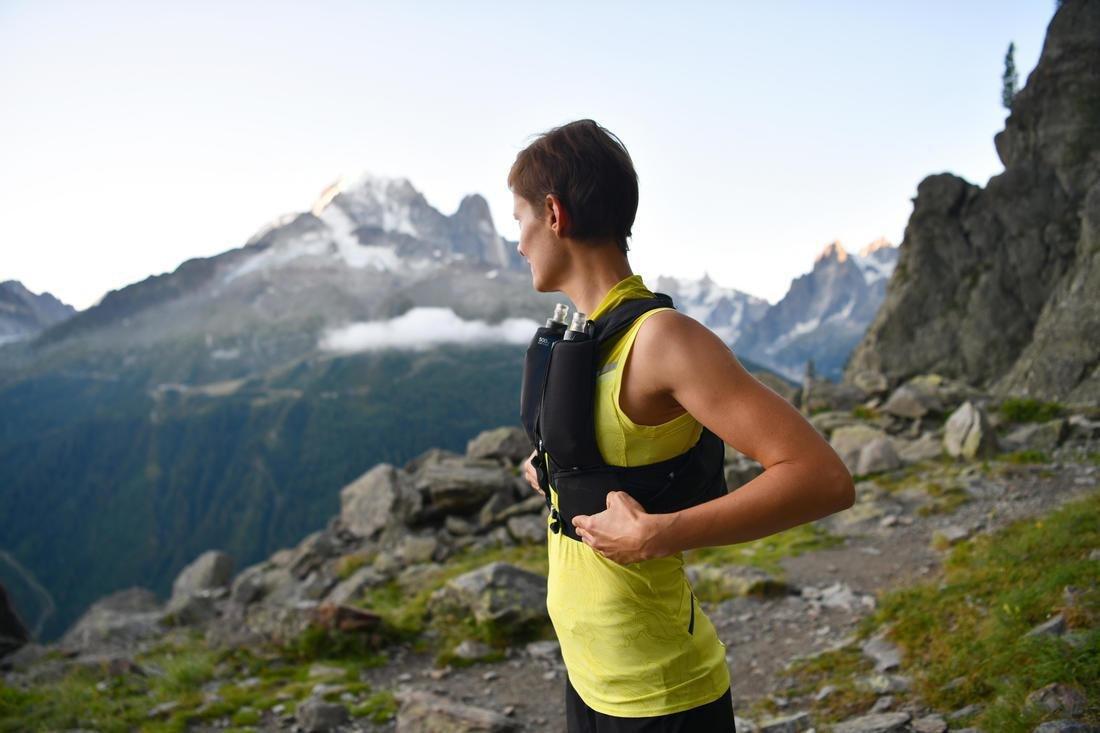 XS/S  Unisex Trail Running Hydration Gilet 5 L Flask Holder, Black, , large image number 8