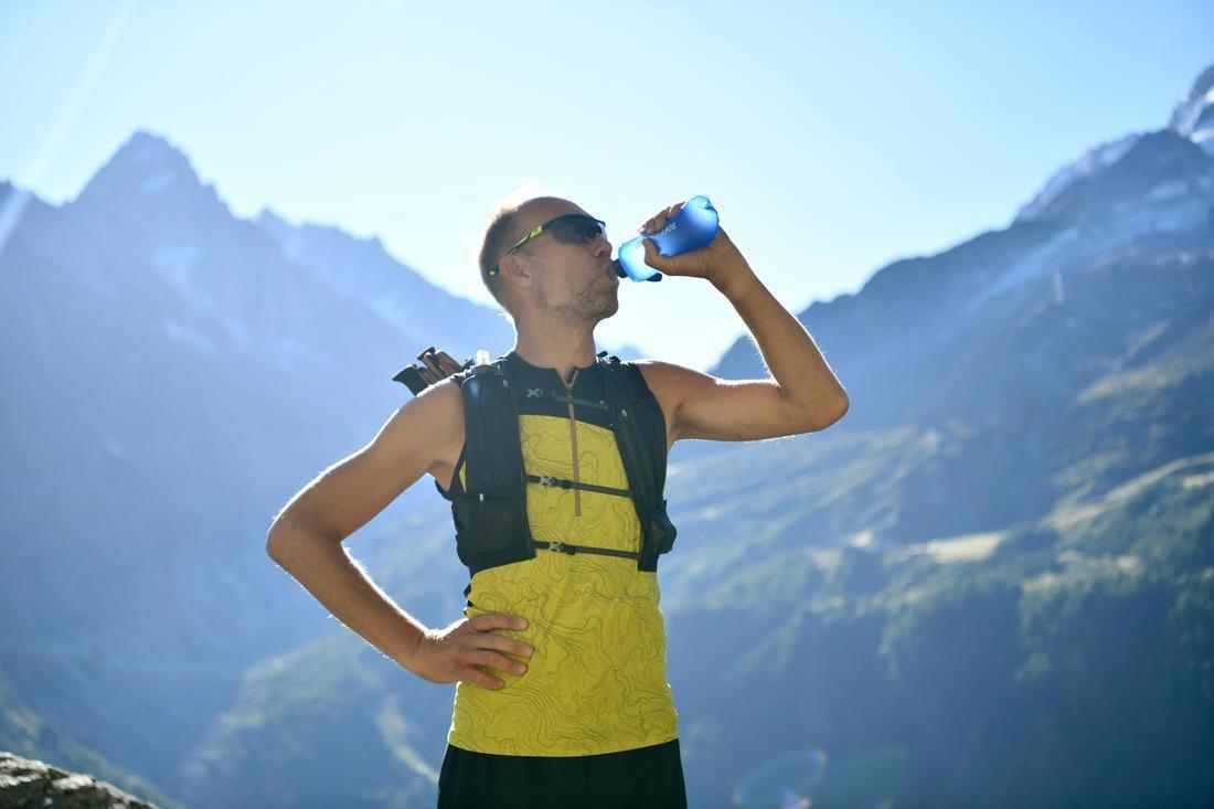 XS/S  Unisex Trail Running Hydration Gilet 5 L Flask Holder, Black, , large image number 9