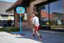 TARMAK - Kids' Basketball Hoop K100 - Ball Blue. 0.9m to 1.2m. Up to age 5.