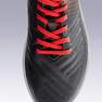 KIPSTA - حذاء كرة قدم برقبة للأرضيات الصلبة أجيليتي 100 ت.ف مقاس 32 أوروبي - أسود/أحمر
