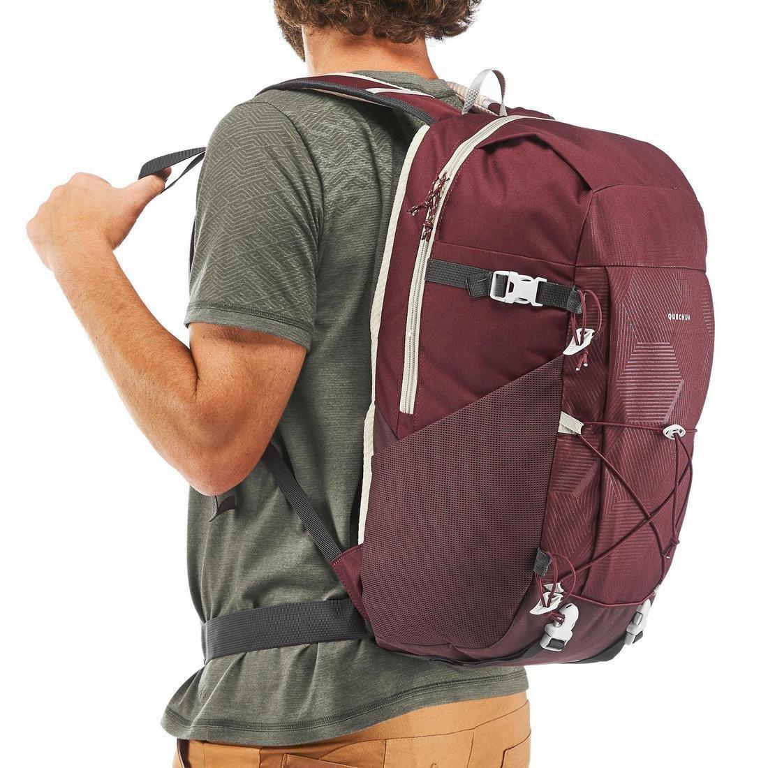 Country Walking Rucksack Nh100 - 30 Litres, Green, , large image number 10