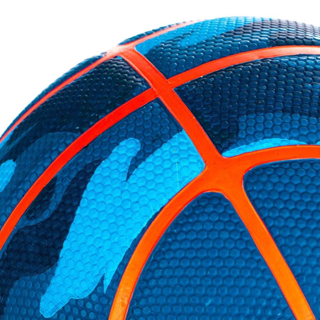 3  R300 Kids' Size 3 Basketball - For children up to 6 years, , large image number 2