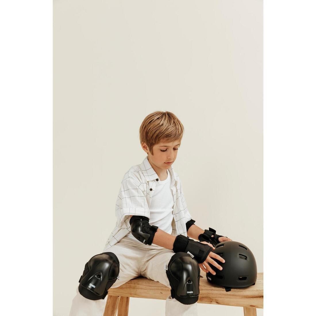 XS  Kids' Set of Inline Skate Protectors Play, Dark Blue, No Color, large image number 13