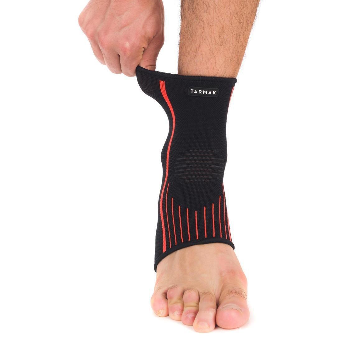TARMAK - 4  Soft 300 Right/Left Men's/Women's Compression Ankle Support - Black