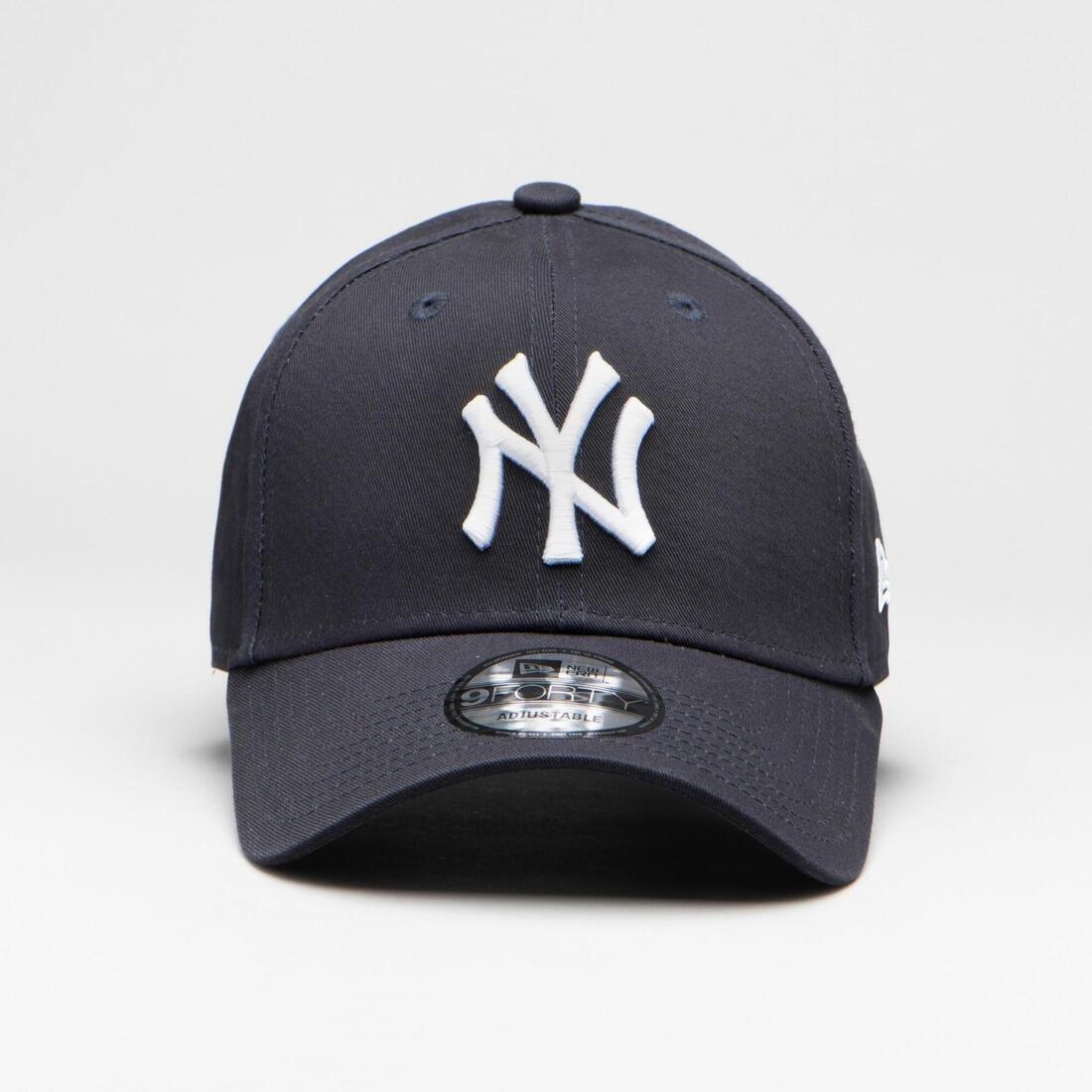  MLB New York Yankees Basic 59Fifty Cap, Grey, 7 1/8 : Sports  Fan Baseball Caps : Sports & Outdoors