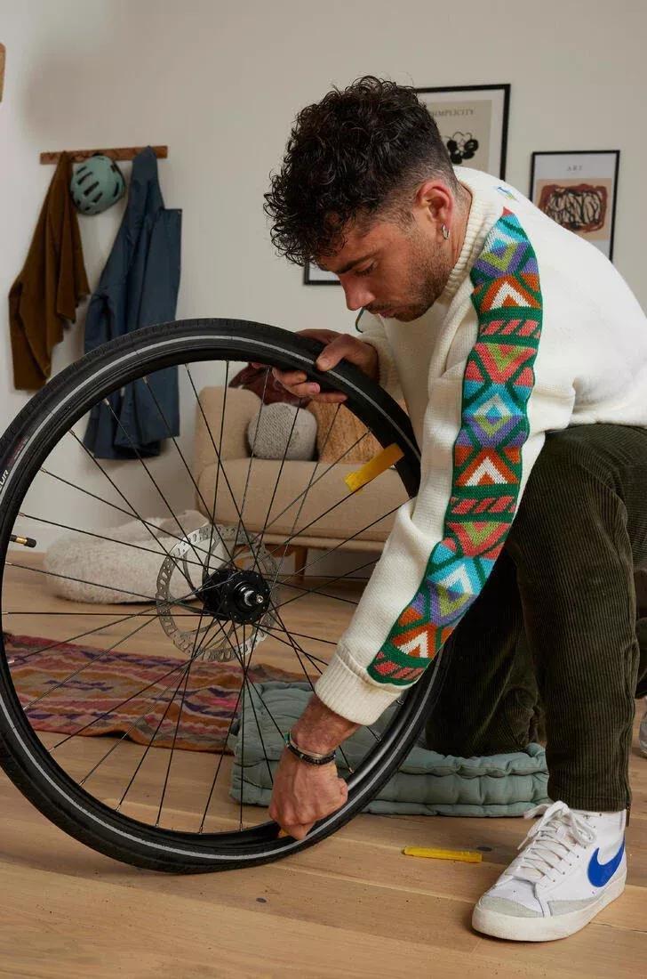 Auto Valve 45 Bike Inner Tube, Schrader, No Color, medium