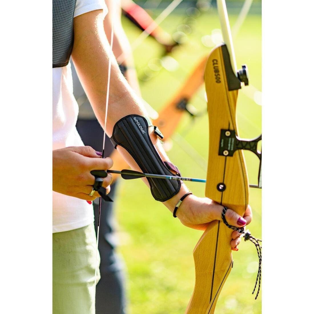 Short Archery Armguard Club 500, Black, No Color, large image number 1