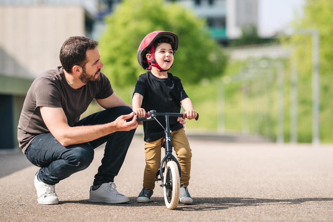 RunRide 520 Cruiser 10 Children's Balance Bike, Black, No Color, large image number 5