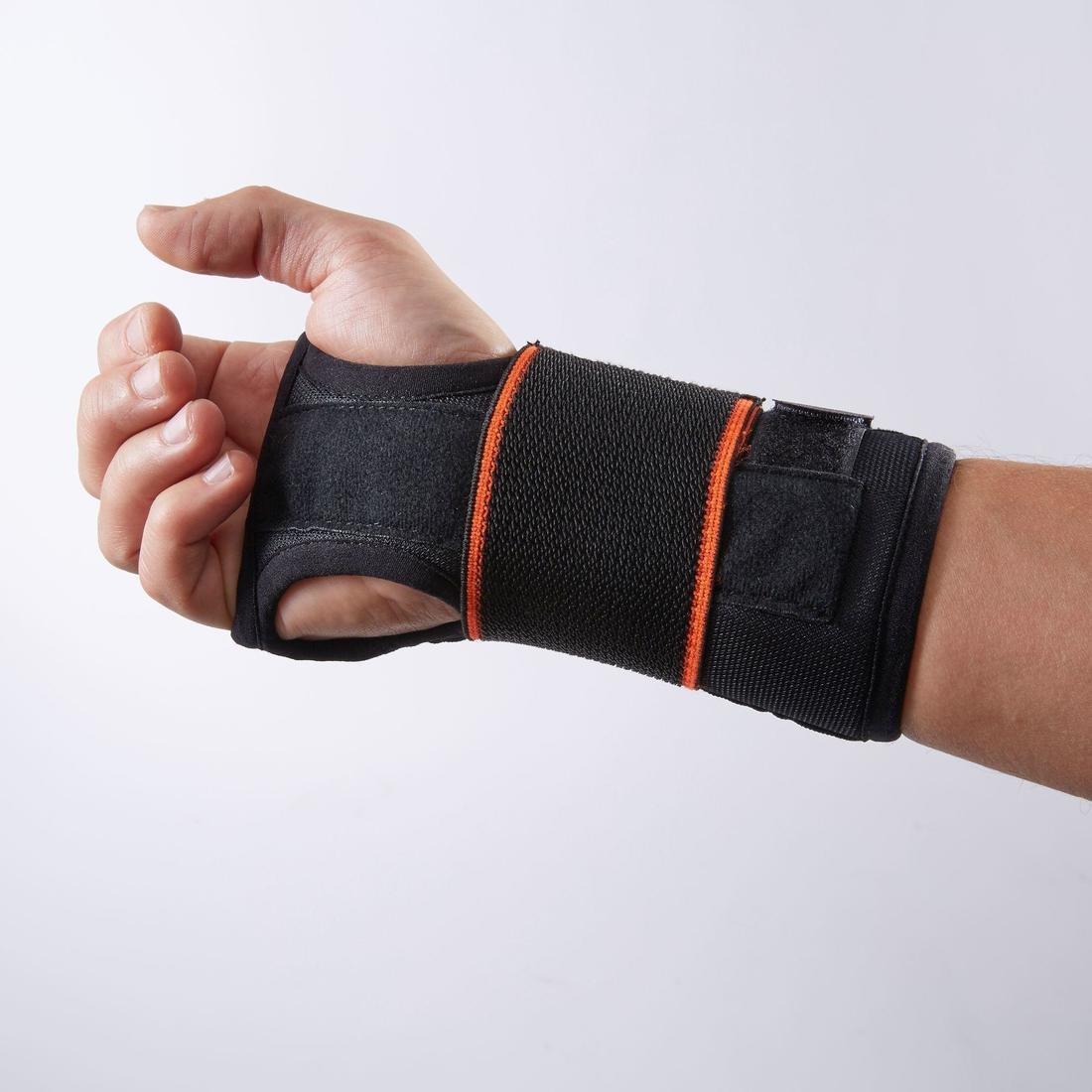 TARMAK - 2 Strong 700Mens/Womens Left/Right Wrist Support, Black