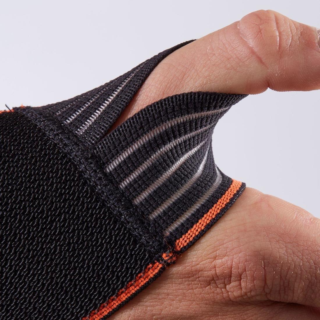 Soft 300 Left/Right Wrist Support, Black, No Color, large image number 2