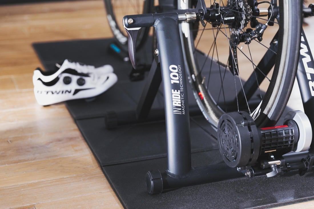 Turbo Trainer Protective Floor Mat, Black, , large image number 2