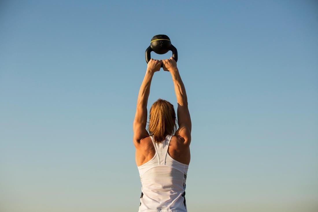 CORENGTH - Gym Kettlebell 6 Kg, Black