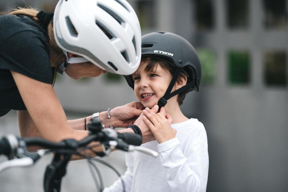 500 Kids Bike Helmet, Black, , large image number 12