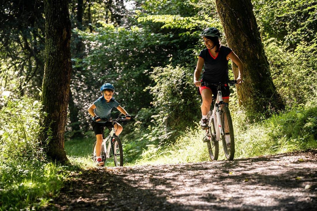 BLUE Rockrider ST 120 Kids' 20-Inch 6-9 Years Mountain Bike - White/Blue, No Color, large image number 6