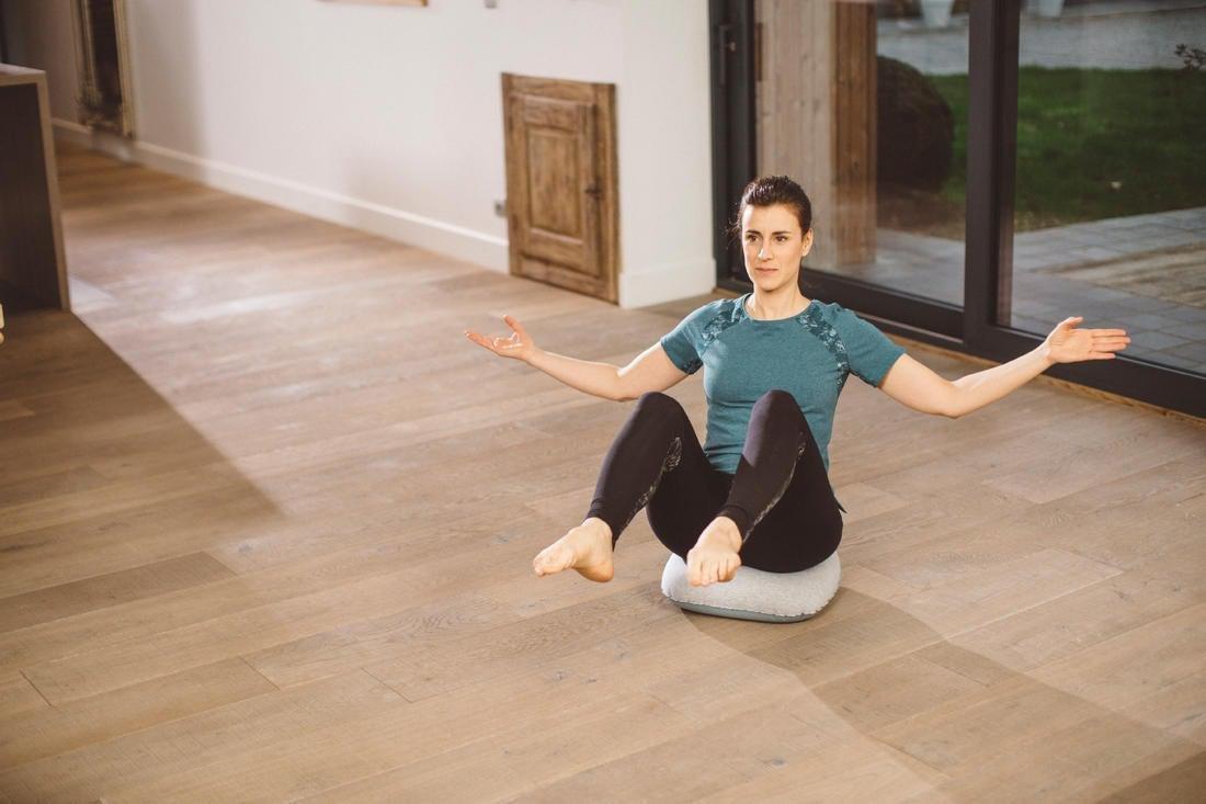 Pilates Stretching Inflatable Fabric Balance Cushion - 100, Grey, No Color, large image number 3