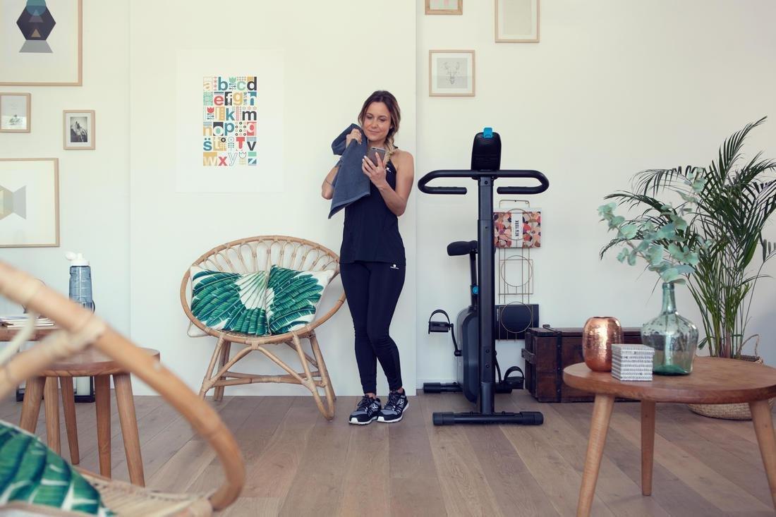 DEFAULT Self-Powered & Connected Exercise Bike EB 500, No Color, large image number 2