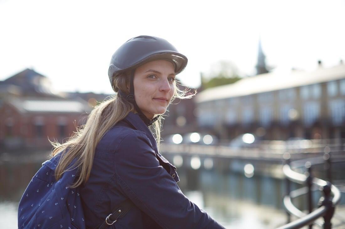 BLACK 100 City Cycling Helmet Black, , large image number 11