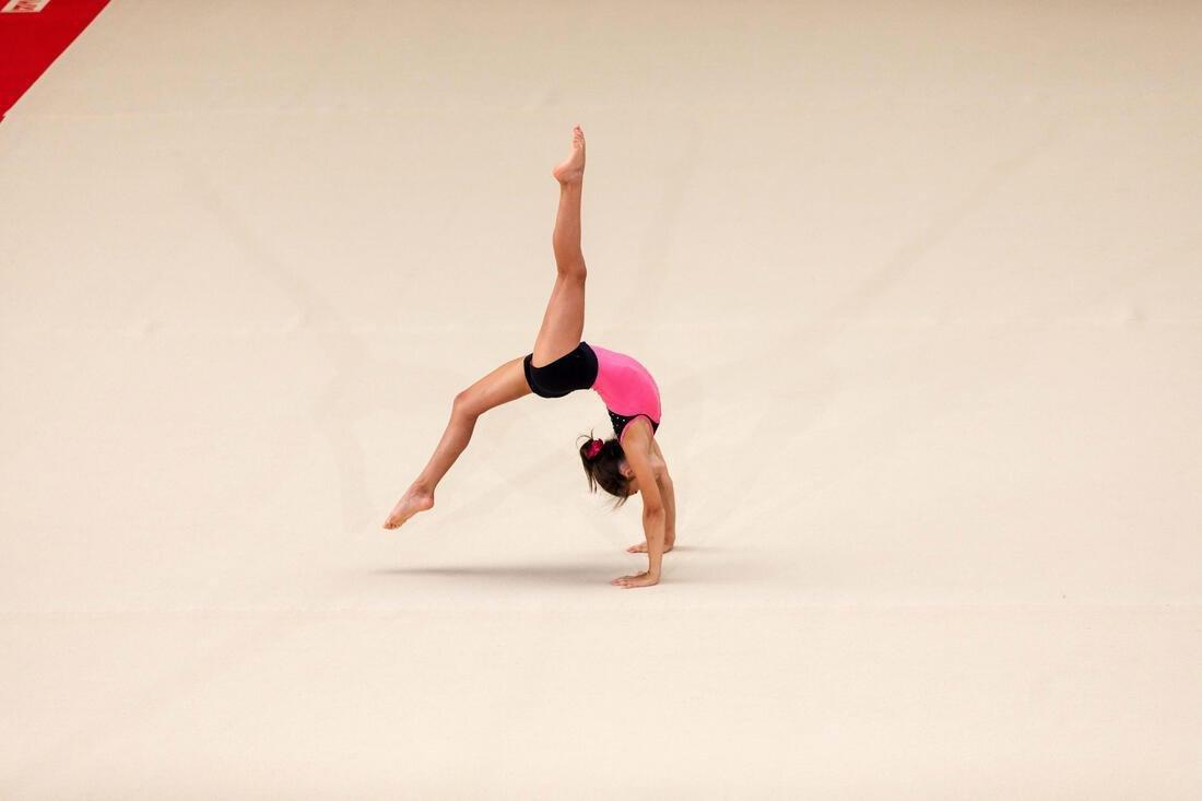 Girls' Gym Shorts 900, Black Rhinestones, No Color, large image number 13