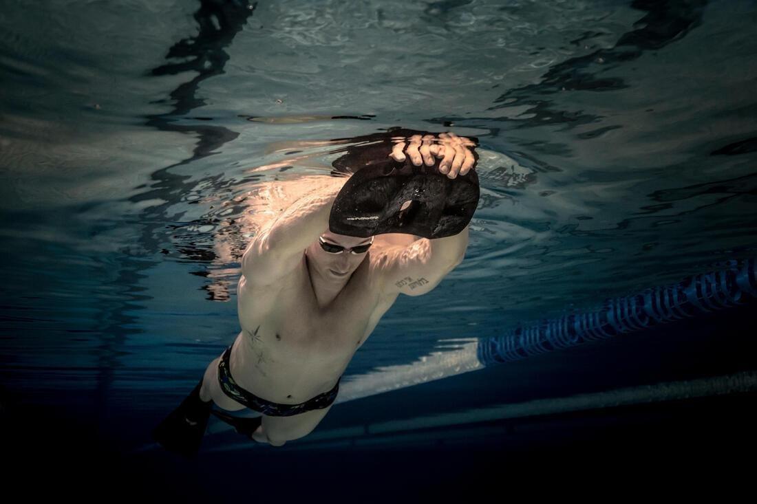 900 Swimming Pull Kick, Black, No Color, large image number 4