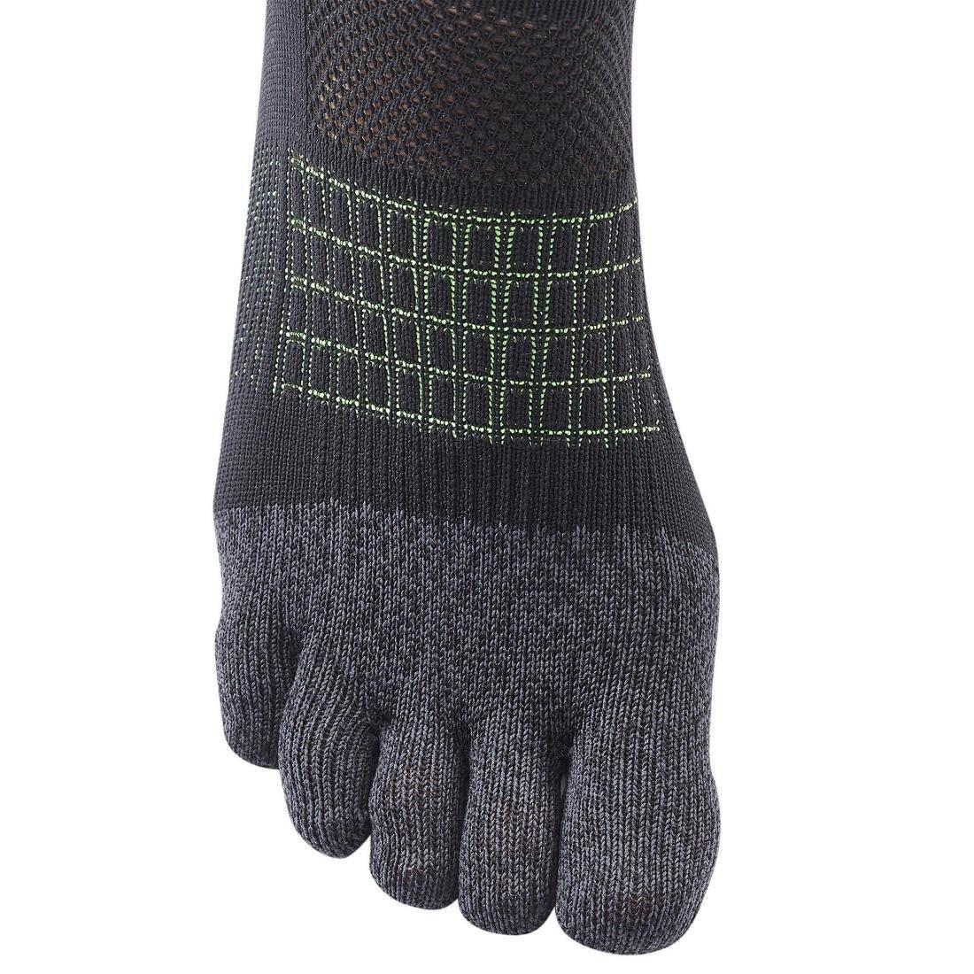 Running 5 Finger Socks, Black, , large image number 1