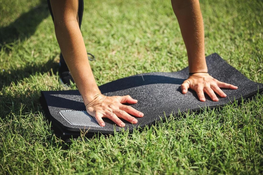 CORENGTH - Folding Indoor and Outdoor Fitness Mat