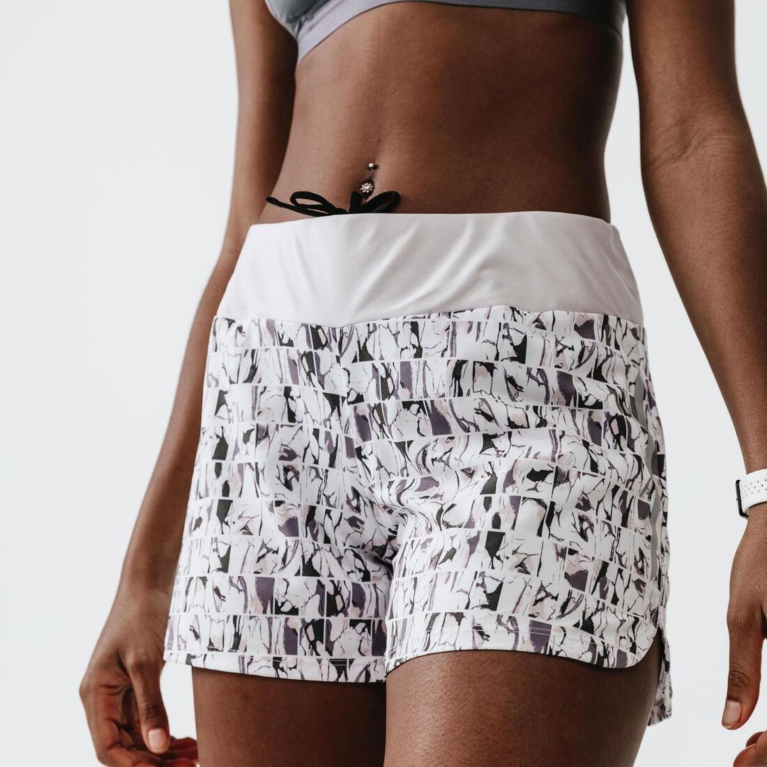 Run Dry Women's Running Shorts Print, Light Grey, , large image number 0