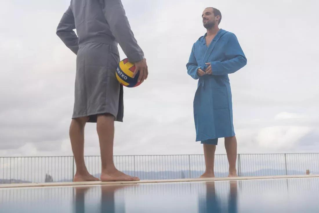 Men Compact Microfibre Pool Bathrobe, Grey, , large image number 4