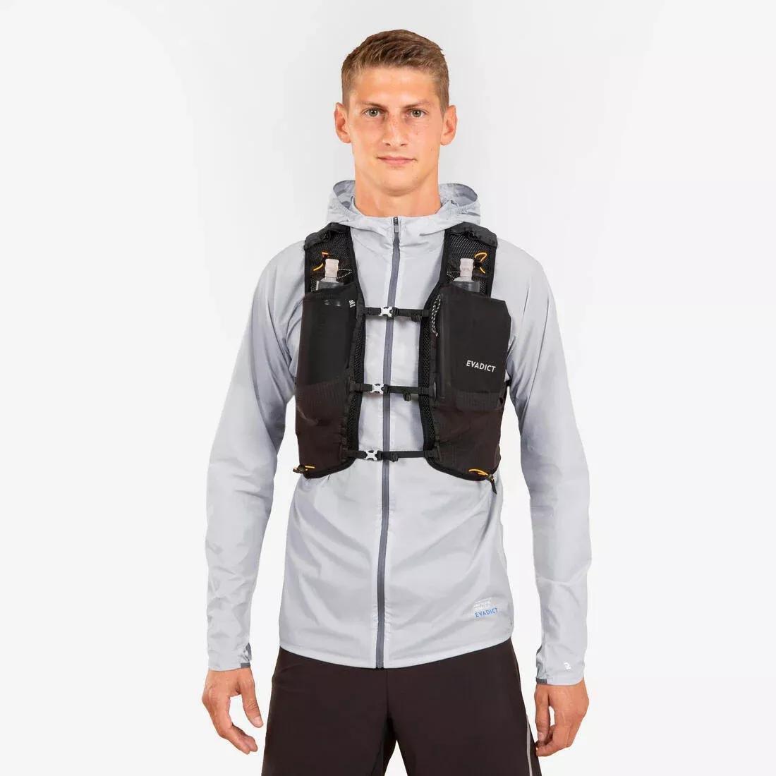 CARBON GREY 10 L BLACK UNISEX TRAIL RUNNING BAG - SOLD WITH 1 L WATER BLADDER, No Color, medium