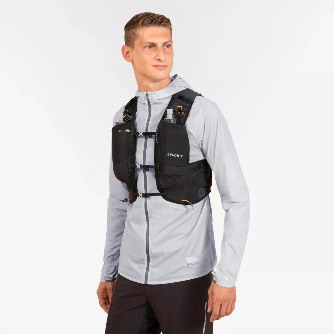 BLACK 10 L BLACK UNISEX TRAIL RUNNING BAG - SOLD WITH 1 L WATER BLADDER, , large image number 3