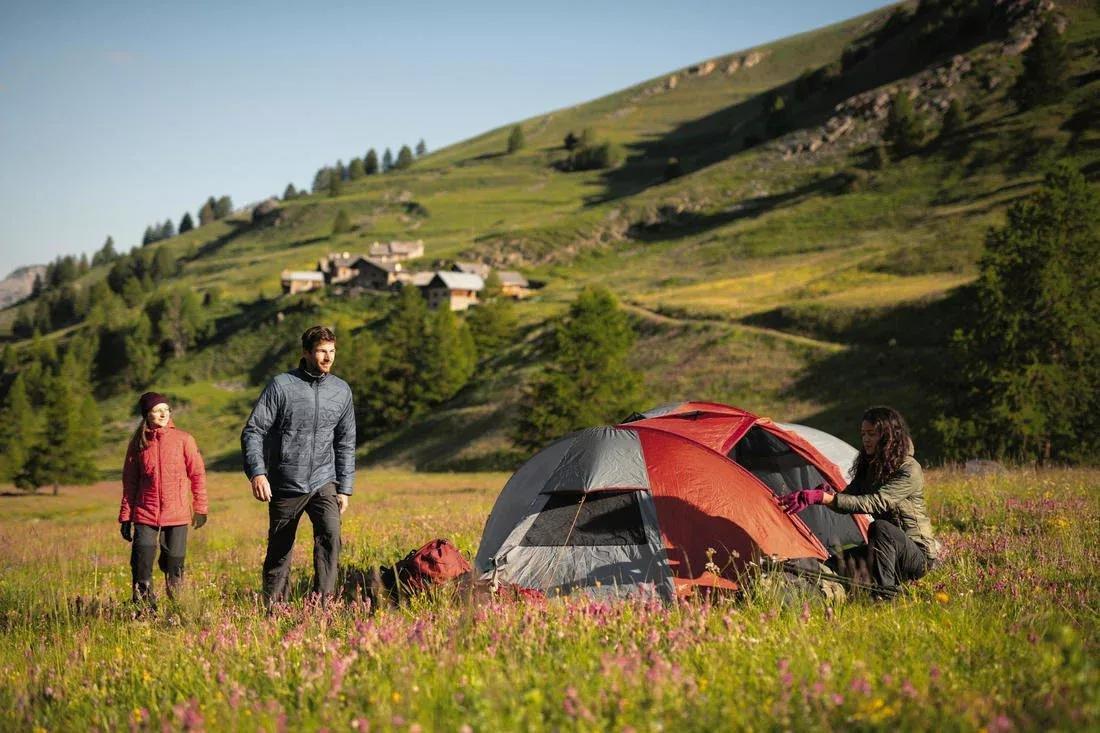 Women Mountain Trekking Padded Jacket With Hood - Mt100, Black, No Color, large image number 11