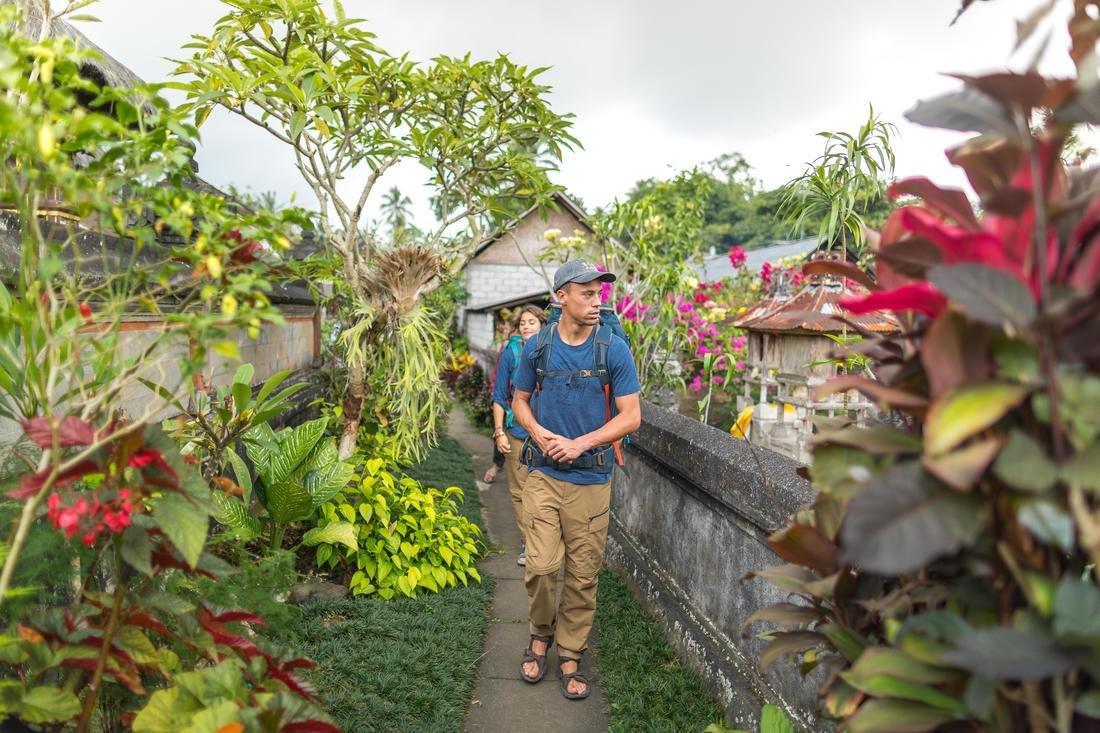 Men's Travel Trekking Merino Wool T-shirt - TRAVEL 100, Yellow Ochre, 5401_000, medium