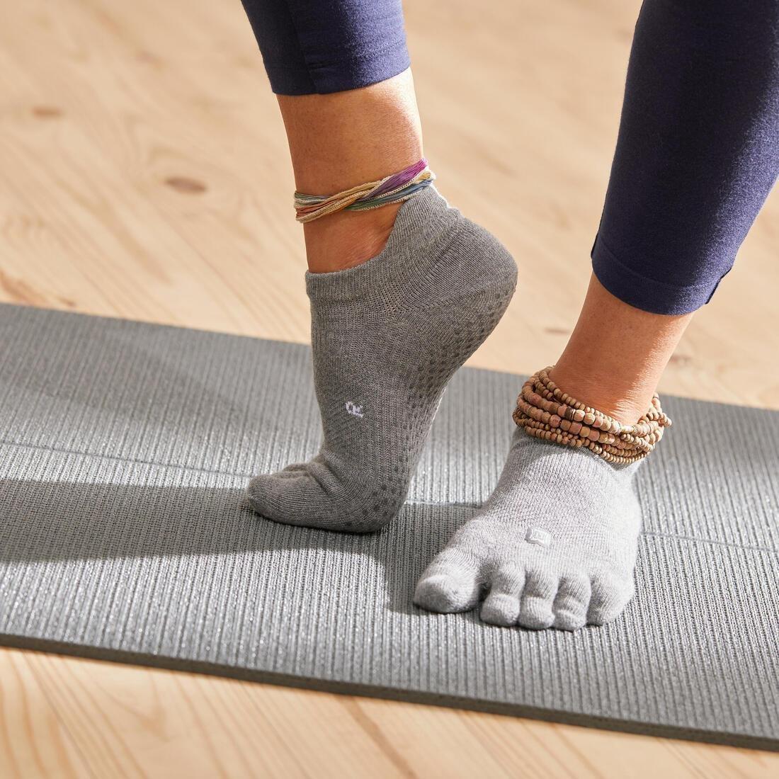 Women Non-Slip Yoga Toe Socks, Black, , large image number 2