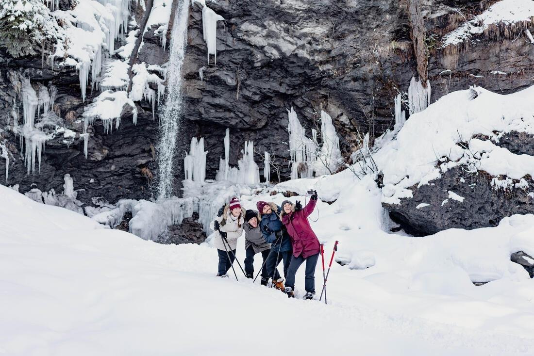 BLACK WOMEN'S WARM WATER-REPELLENT SNOW HIKING TROUSERS - SH500 MOUNTAIN, No Color, large image number 12