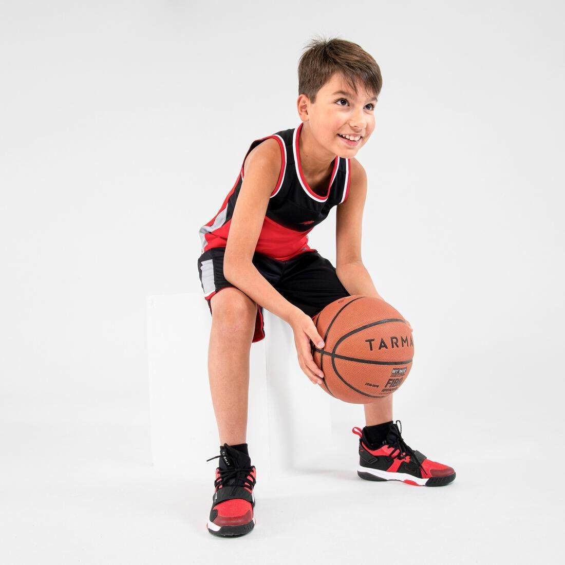 TARMAK - Kids' Reversible Sleeveless Basketball T-Shirt / Jersey T500R, BLACK