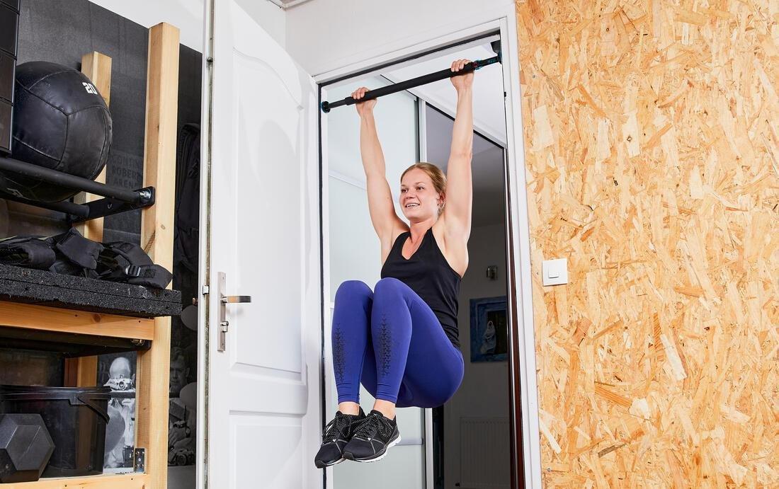 Lockable Pull-Up Bar, Black, No Color, large image number 9