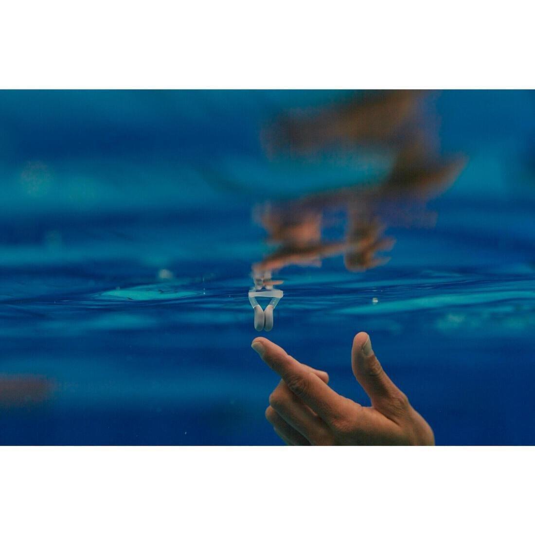 DEFAULT SYNCHRONISED SWIMMING FLOATING TIGHT NOSE CLIP - GREY, No Color, large image number 3