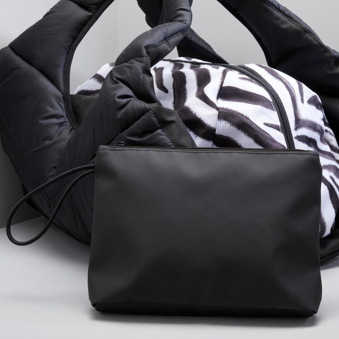 DOMYOS - This bag is one of the range's originals - but is still ultra-functional!, Black