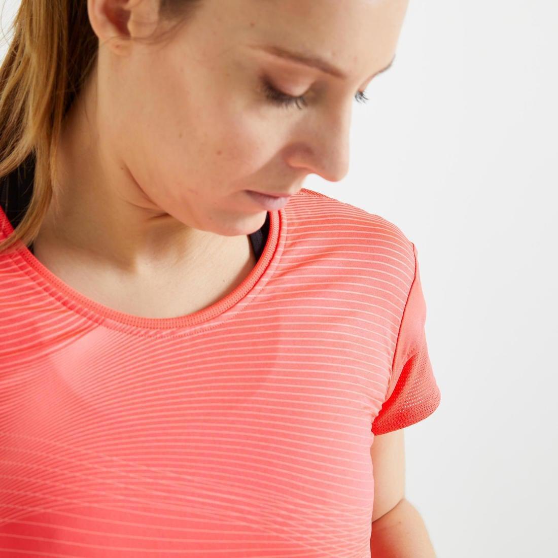 Close-Fitting Fitness T-Shirt - Printed, Blue, No Color, large image number 6