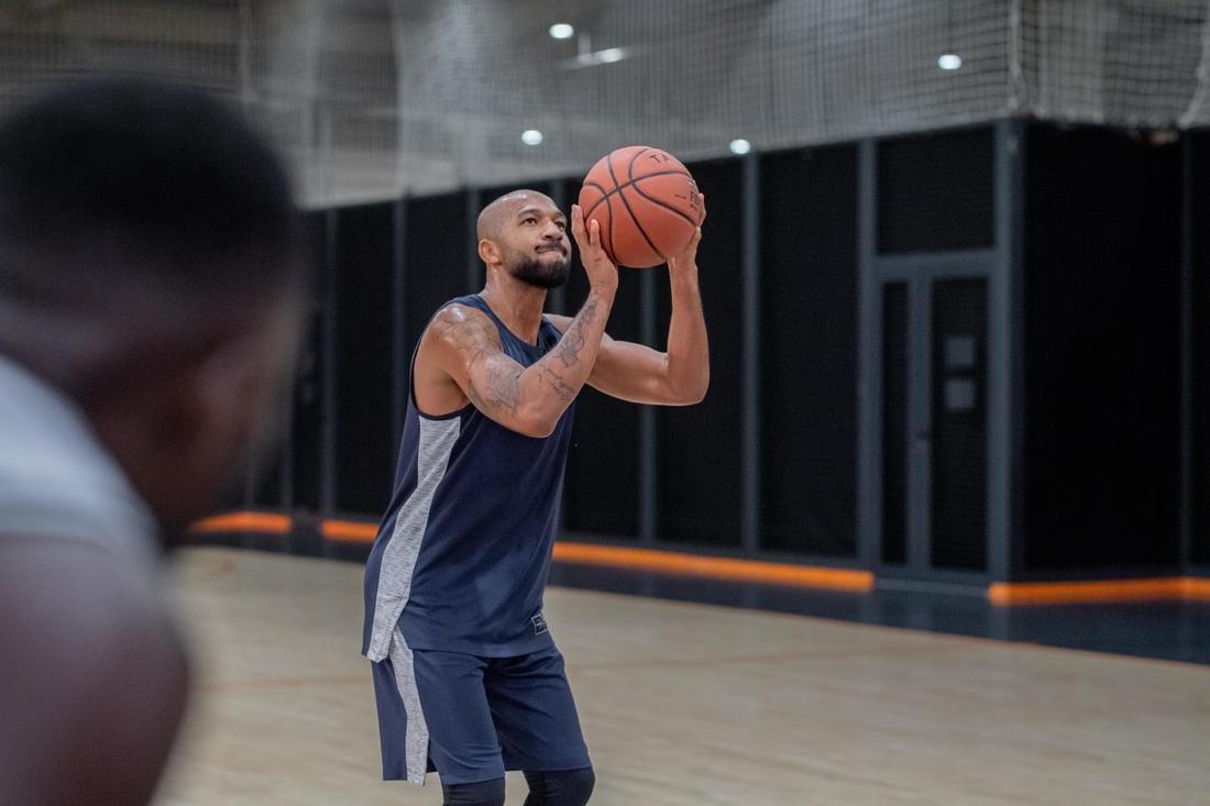 Men's Basketball Shorts SH500, Black, No Color, large image number 7