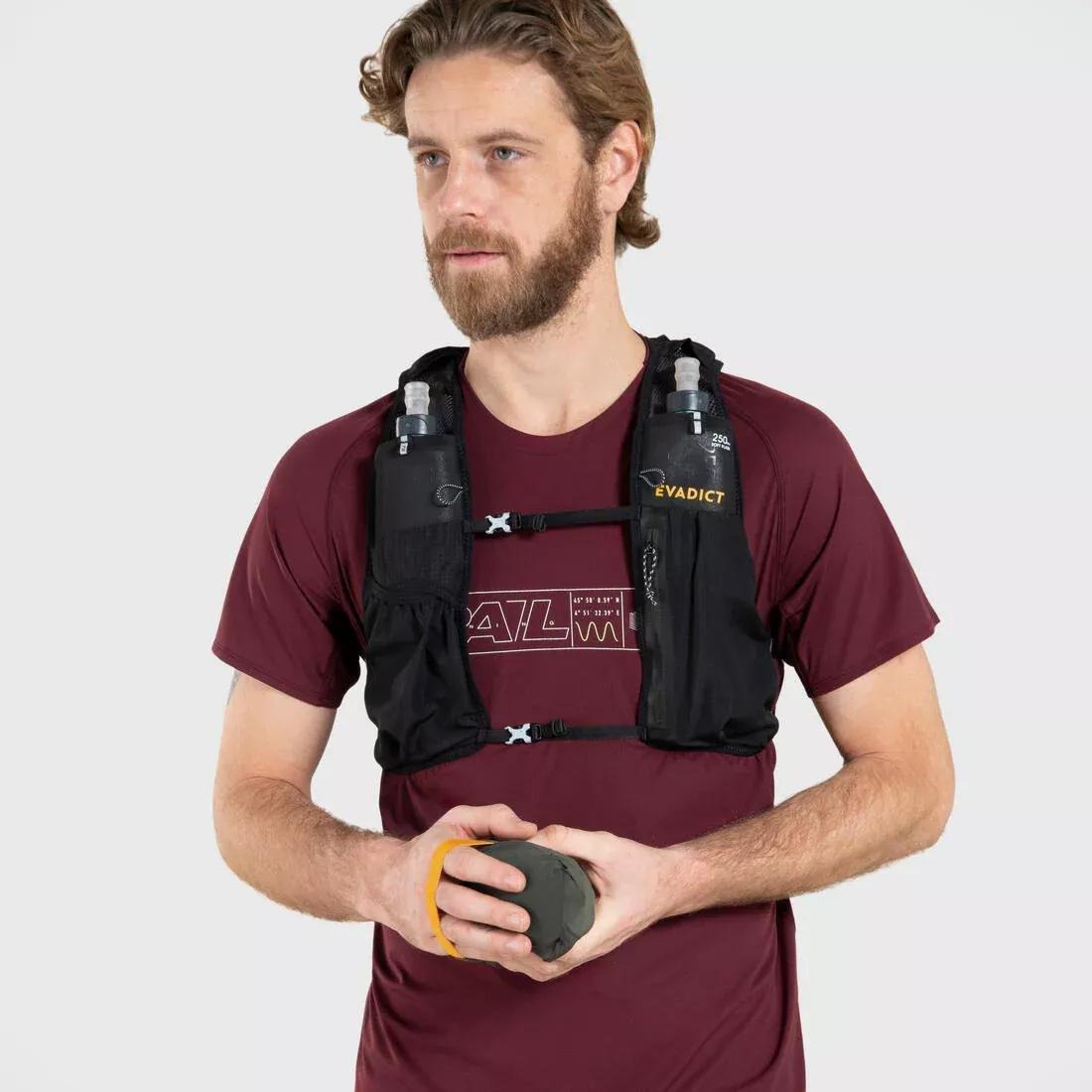 BLACK Unisex Running Vest 5L With Water Bladder, No Color, large image number 1